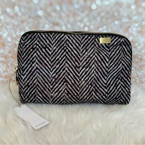 Kestrel Travel Duo Zip Clutch